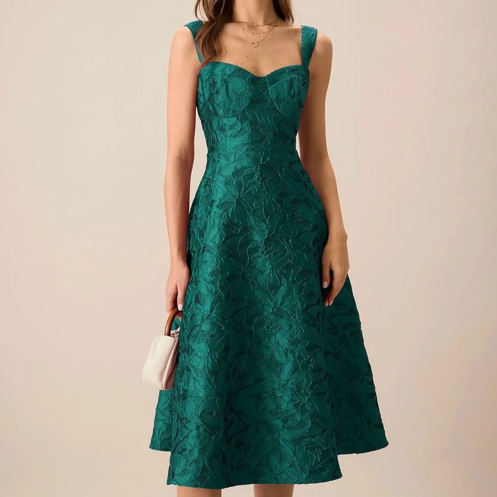 Rihoas Green Sweetheart Neck Jacquard Midi Dress Size Small | 4 - Picture 1 of 12